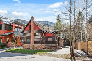 308 Park Ave in Aspen, CO - Building Photo