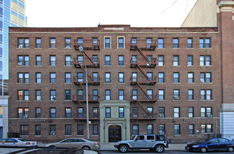 537 CLINTON AVE in Brooklyn, NY - Foto de edificio - Building Photo