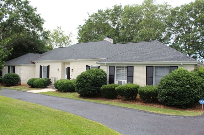 510 Walnut Creek Dr in Goldsboro, NC - Building Photo - Building Photo