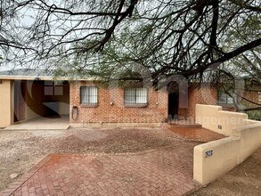 6260 E 2nd St in Tucson, AZ - Building Photo - Building Photo