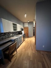 1007 NW Lake St in Newport, OR - Building Photo - Building Photo