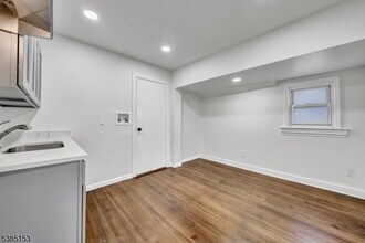 1451 Franklin St in Hillside, NJ - Building Photo - Building Photo