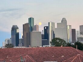 802 W Drew St in Houston, TX - Building Photo