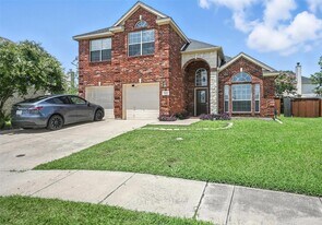 312 Larkspur Ct, Unit 133 in Grand Prairie, TX - Building Photo