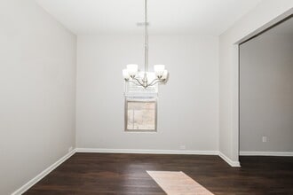 560 Sedona Loop in Mcdonough, GA - Building Photo - Building Photo