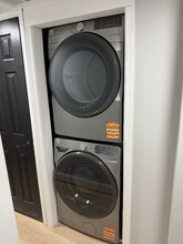 1763 Montpelier St in Baltimore, MD - Foto de edificio - Building Photo