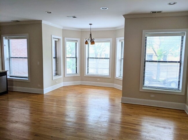 900 Reba Pl in Evanston, IL - Building Photo - Building Photo