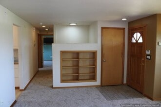 5008 N 39th St in Tacoma, WA - Building Photo - Building Photo