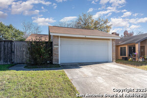 5550 Rangeland St in San Antonio, TX - Building Photo - Building Photo