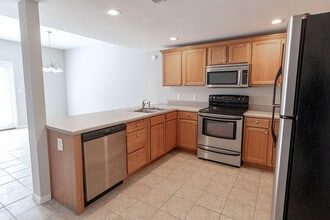 1924 Center St in Columbia, MO - Building Photo - Building Photo