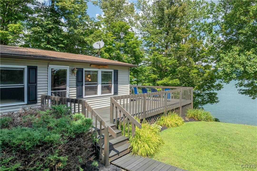 70 Fire Ln in Moravia, NY - Building Photo