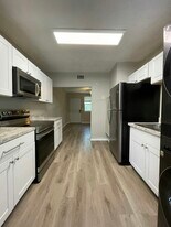 1575 W 19th St in Jacksonville, FL - Building Photo