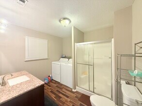 401 NE 4th St in Cross Plains, TX - Building Photo - Building Photo