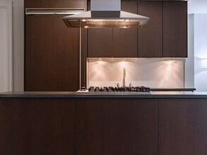 225 5th Ave, Unit APT 3N in New York, NY - Foto de edificio - Building Photo