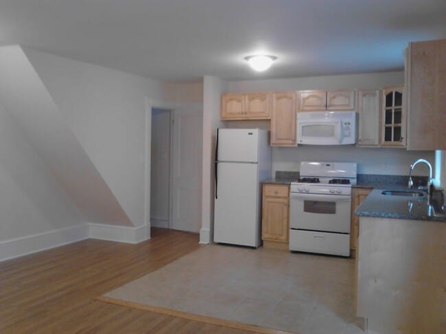 706 Atlantic Ave in Hamilton Township, NJ - Building Photo - Building Photo