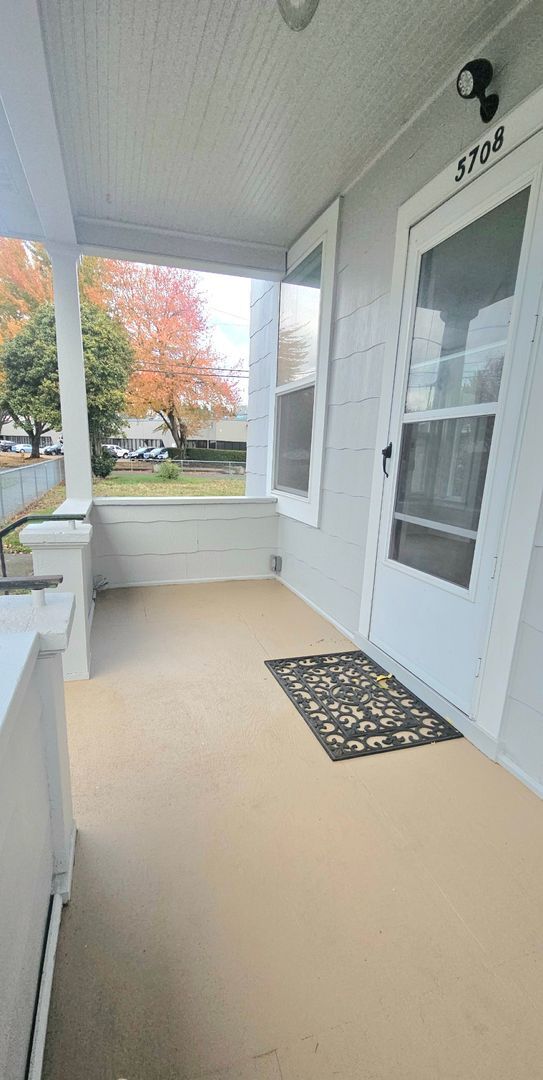 5708 7th Ave S in Seattle, WA - Building Photo - Building Photo