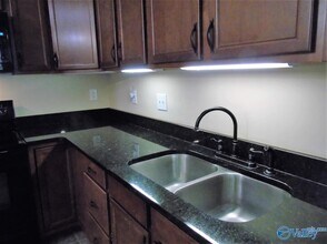 2016 Vanderbilt Dr SW in Huntsville, AL - Building Photo - Building Photo