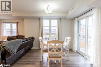 141 Sydenham Wells in Barrie, ON - Building Photo - Building Photo