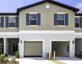 8248 Cor Pne Wy in New Port Richey, FL - Building Photo