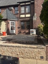 404 Bauer Pl in Mineola, NY - Building Photo