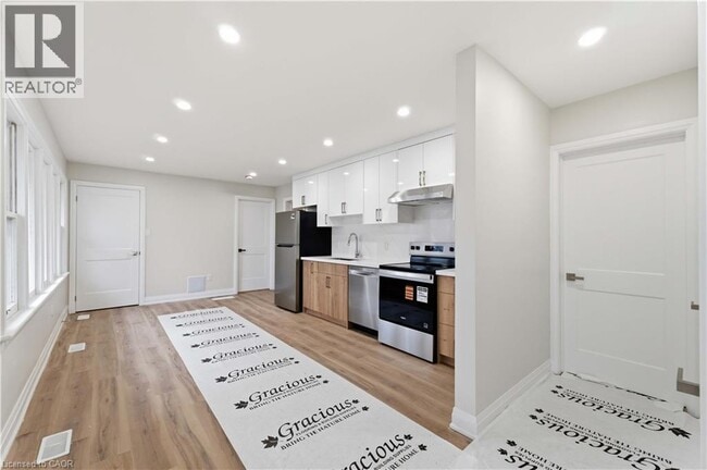 property at 124 McElroy Rd E