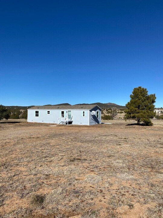 533 Frost Rd in Sandia Park, NM - Building Photo