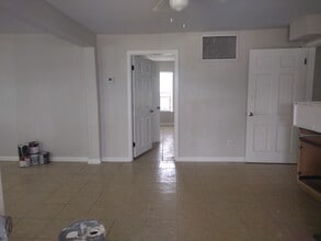 12202 Stewart Rd in Galveston, TX - Building Photo - Building Photo
