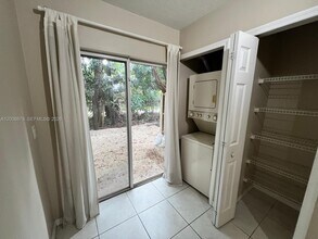 1250 SE 31st Ct in Homestead, FL - Building Photo - Building Photo