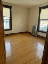 119 Bremond St, Unit First Floor in Belleville, NJ - Building Photo - Building Photo