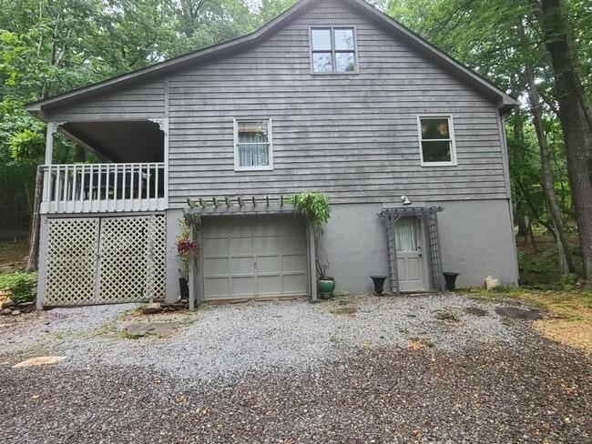 120 Rocky Stream Ct in Jasper, GA - Building Photo - Building Photo