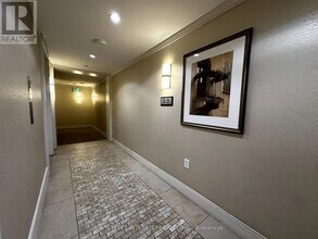 3091 Dufferin St in Toronto, ON - Building Photo - Building Photo