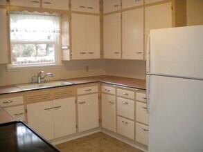 409 Pioneer Dr in Wenatchee, WA - Building Photo - Building Photo