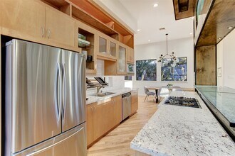 5002 Milam St in Houston, TX - Building Photo - Building Photo