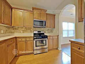 121 Lake Reserve Way in Canton, GA - Building Photo - Building Photo