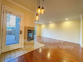 700 Chiquita Ave in Mountain View, CA - Building Photo - Building Photo