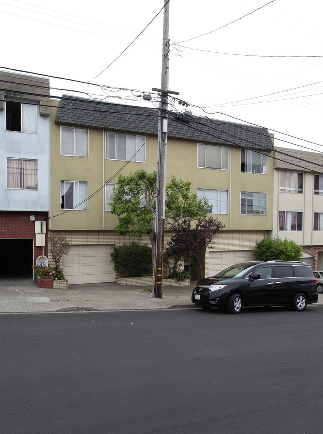 DeWetter Homes in Daly City, CA - Building Photo - Building Photo