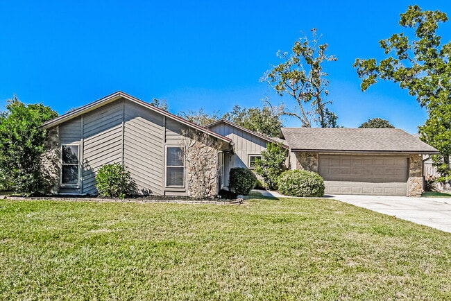 property at 810 Hardwood St