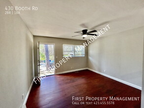 430 Booth Rd in Chattanooga, TN - Foto de edificio - Building Photo