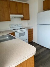 839 S Division St in Moses Lake, WA - Building Photo - Building Photo