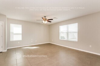 5900 Briar Rose Wy in Sarasota, FL - Foto de edificio - Building Photo