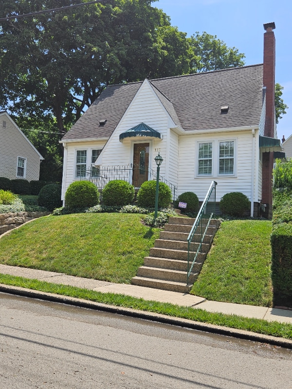 property at 115 Cottage Hill Ave