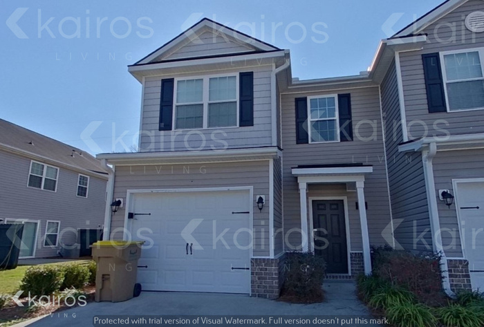 301 Ferguson Ln in Richmond Hill, GA - Building Photo