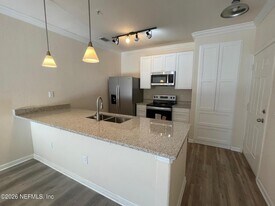 8290 Park Way in Jacksonville, FL - Building Photo