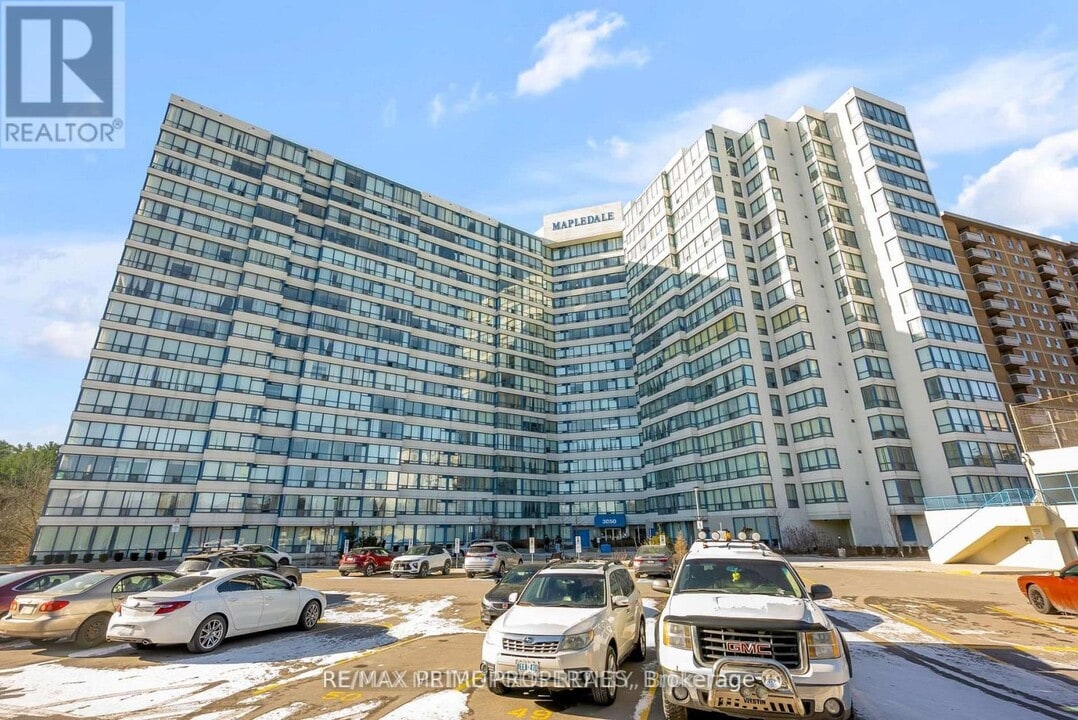 3050-3050 Ellesmere Rd in Toronto, ON - Building Photo