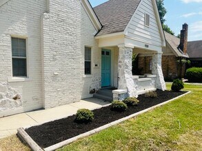 908 Maury St in Memphis, TN - Building Photo - Building Photo