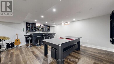 129 Squire Ellis Dr in Brampton, ON - Building Photo - Building Photo