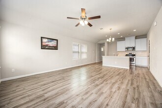 22630 Rosebush Hl Rd in Tomball, TX - Building Photo - Building Photo