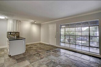 2322 Richton St in Houston, TX - Building Photo - Building Photo
