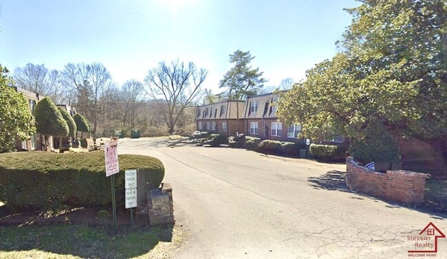 property at 441 Harding Pl