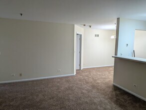 5S455 Scots Dr in Naperville, IL - Building Photo - Building Photo